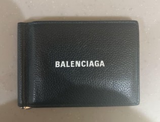 ブランド財布.jpg
