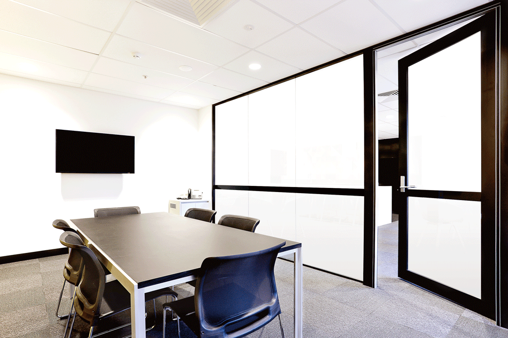 adobestock_p2_miska_smoke (2).png