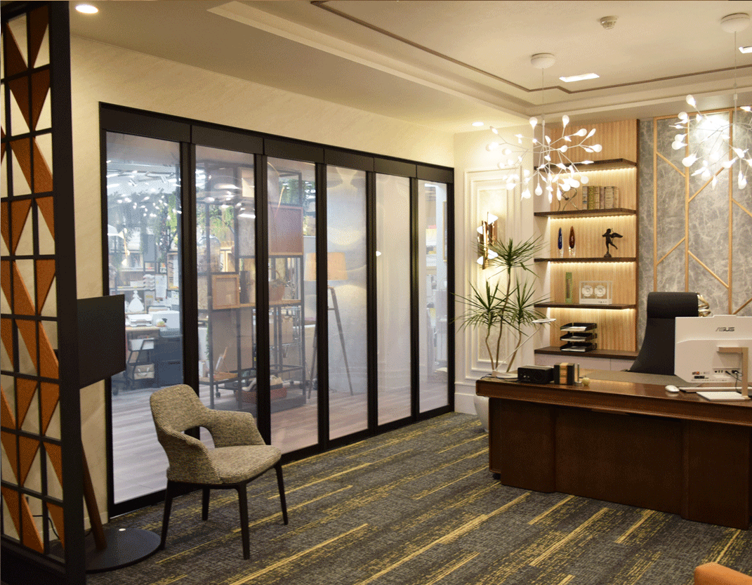 5演出効果-スライディングウォール (3).gif