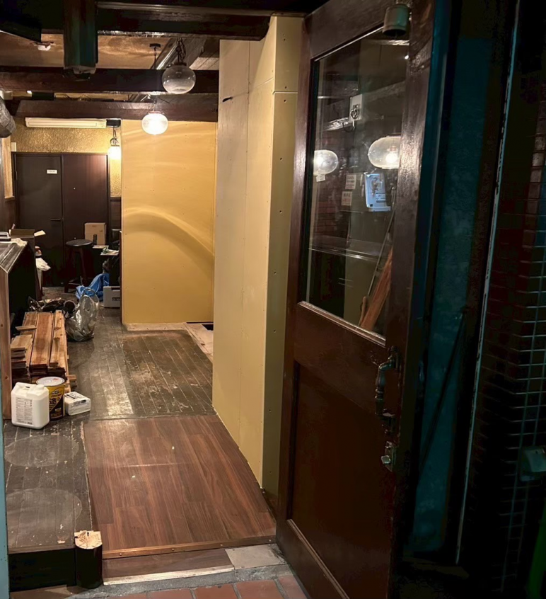 LINE_ALBUM_本町カフェ　改修工事　EDAMO協業_260121_3 1.png